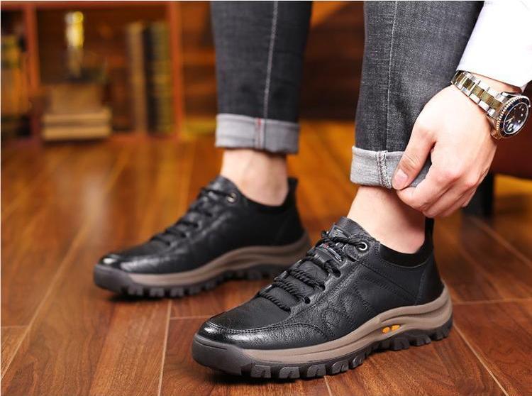 Men's Stitched Leather Arch-Support Walking Shoes