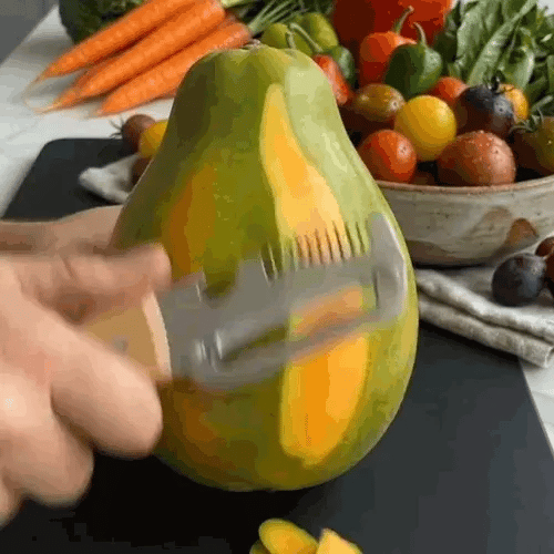 🔪3-in-1 Multifunctional Stainless Steel Vegetable & Fruit Peeler