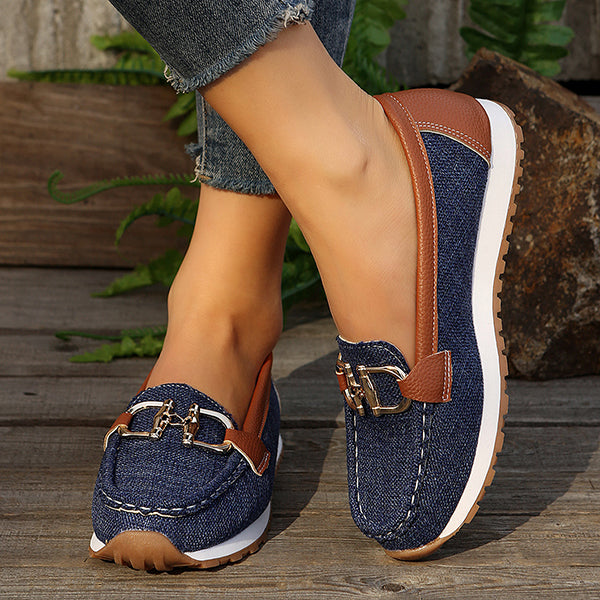 Women's Chain-Accent Strap Casual Walking Flats