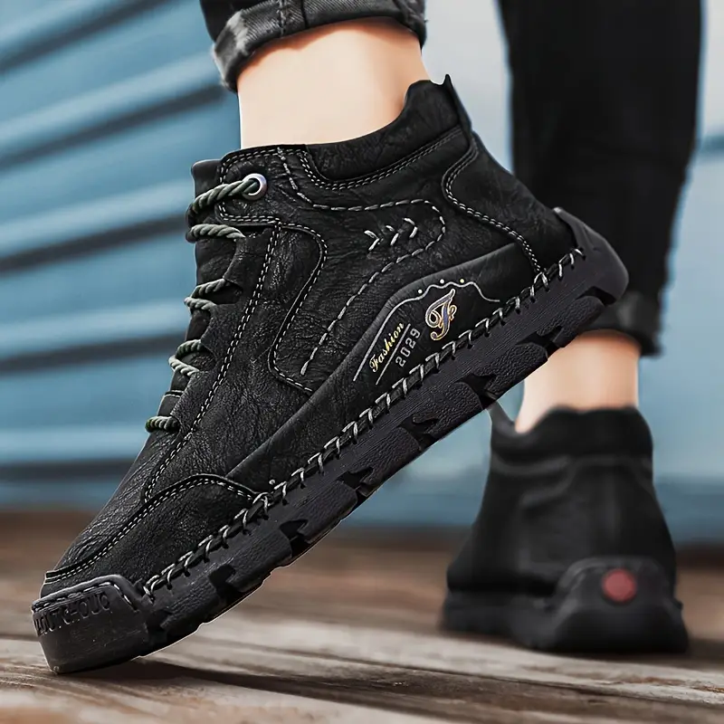 Men's Leather Lace-Up Mid-Top Walking Boots