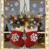 🎄 Lighted Christmas Mitten Wreath
