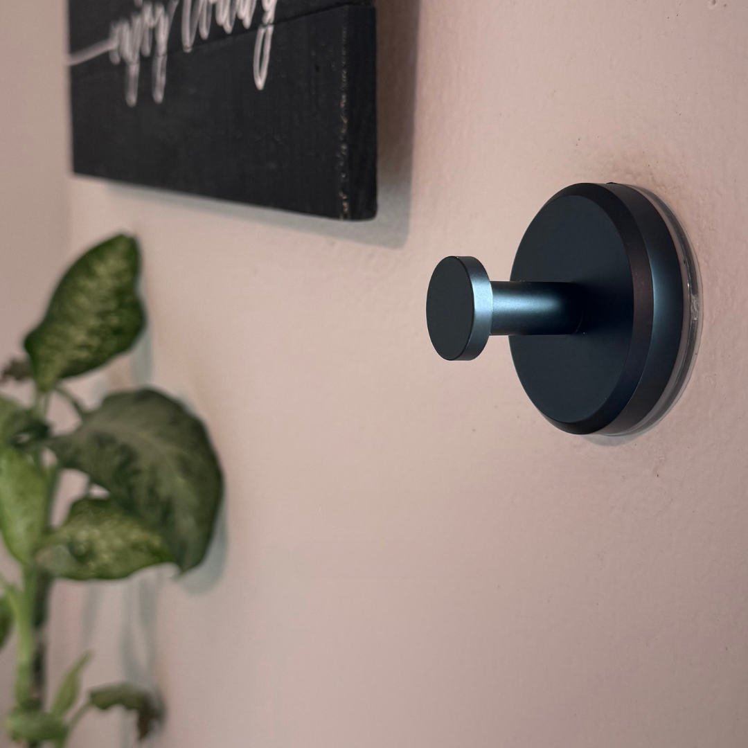 💪🏻🚿Heavy-Duty Suction Cup Hooks for Bathroom & Kitchen - Strong Adhesion, Easy Installation