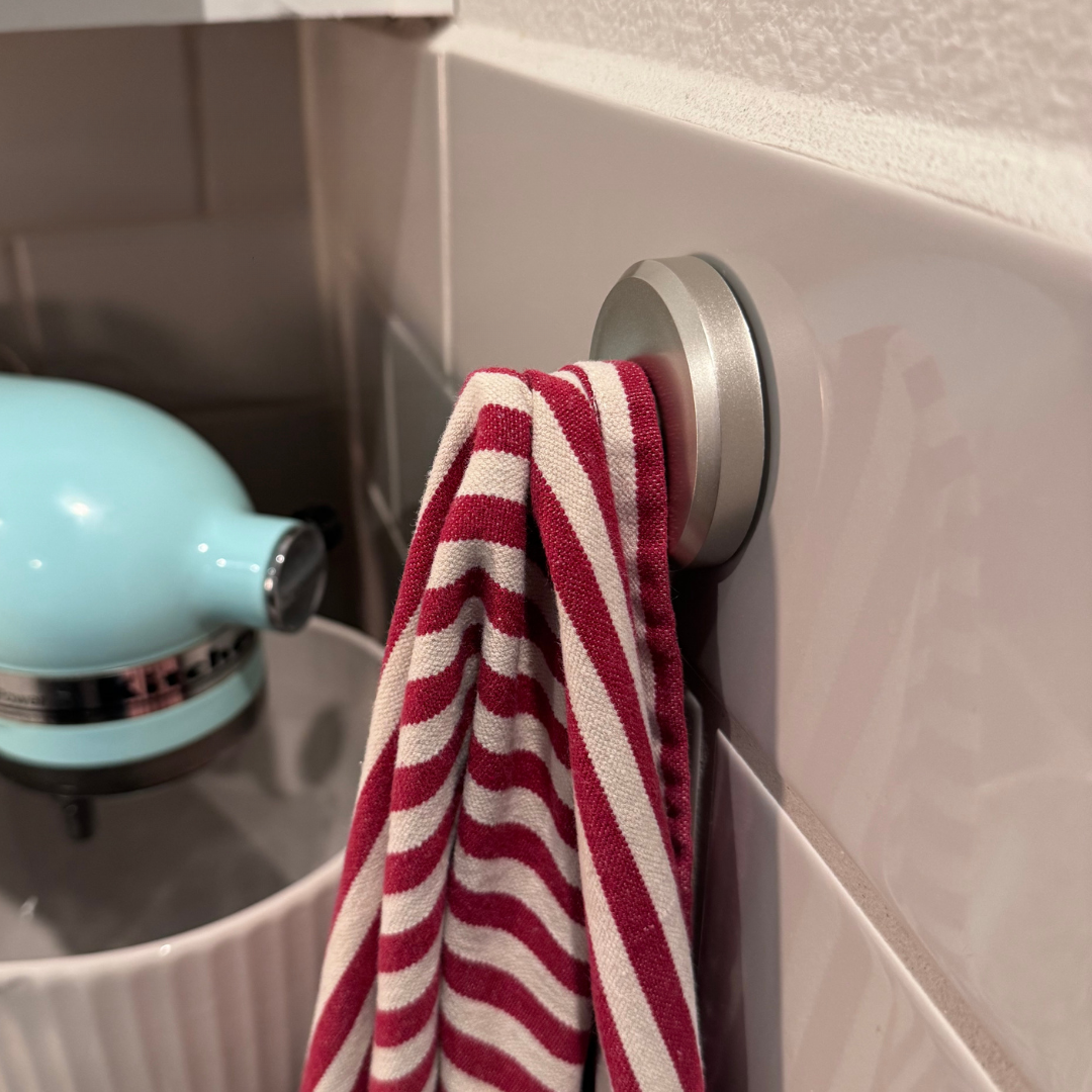 💪🏻🚿Heavy-Duty Suction Cup Hooks for Bathroom & Kitchen - Strong Adhesion, Easy Installation