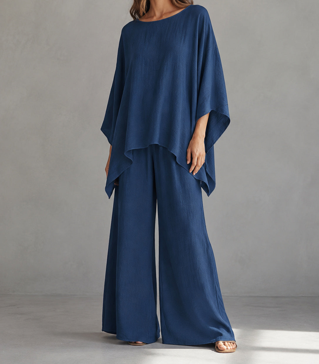 Deep Blue Serena two-piece set on a model