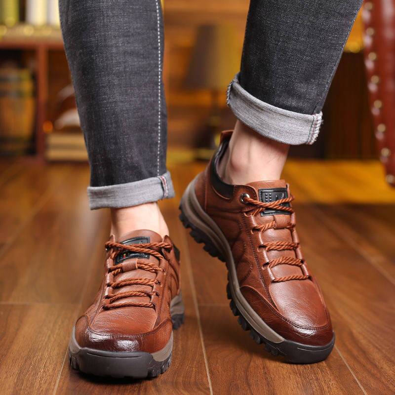 Men's Stitched Leather Arch-Support Walking Shoes